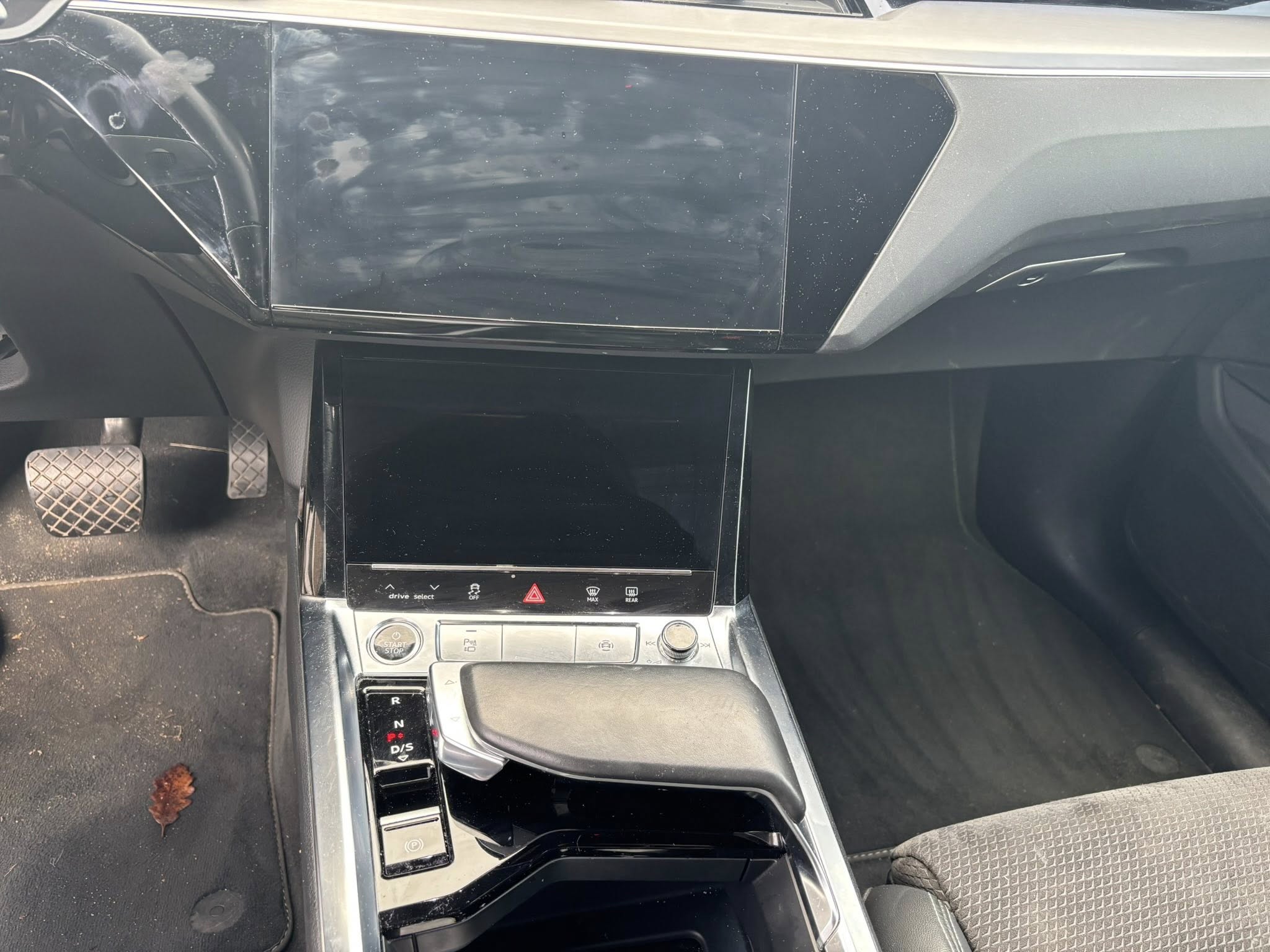 573903052_122146597604864721_4678258332975138119_n